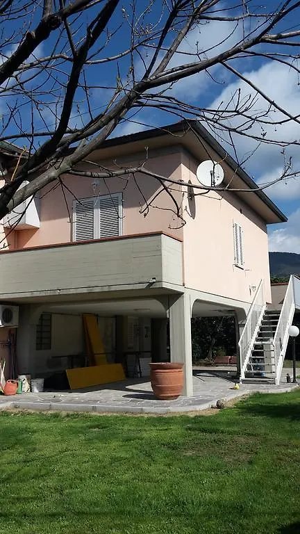 Oasi Verde Pistoia 0*,